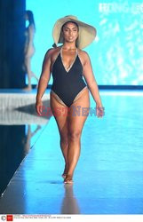 Pokazy Miami Swim Week 2021