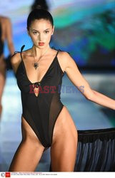 Pokazy Miami Swim Week 2021