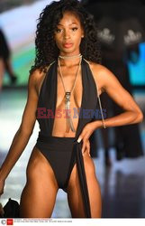 Pokazy Miami Swim Week 2021