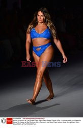 Pokazy Miami Swim Week 2021