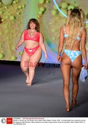 Pokazy Miami Swim Week 2021