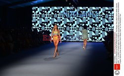 Pokazy Miami Swim Week 2021