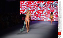 Pokazy Miami Swim Week 2021