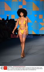 Pokazy Miami Swim Week 2021