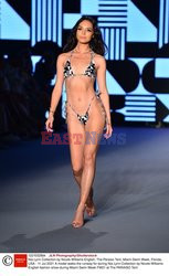 Pokazy Miami Swim Week 2021