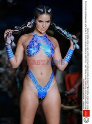 Pokazy Miami Swim Week 2021