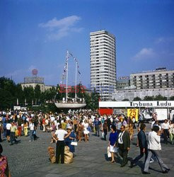 Warszawa wczoraj i dziś