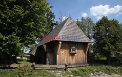 Architektura i sztuka sakralna w Polsce Monk