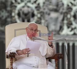 Papież Franciszek podczas audiencji