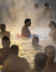 Gorące źródła Gavmish Goli w Iranie - Nur Photo