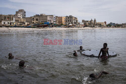 Zatoka Hann w Senegalu zamieniona w wysypisko - AFP