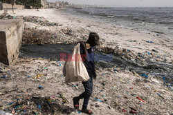 Zatoka Hann w Senegalu zamieniona w wysypisko - AFP