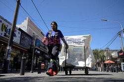 Cartoneros z Buenos Aires - AFP