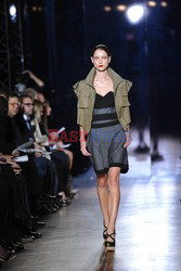 Paris Fashion Week - pokazy