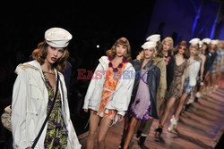 Paris Fashion Week - pokazy