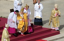 Papież Benedykt XVI kanonizował dziś sześcioro błogosławionych