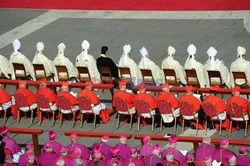 Papież Benedykt XVI kanonizował dziś sześcioro błogosławionych