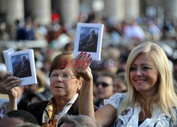 Papież Benedykt XVI kanonizował dziś sześcioro błogosławionych