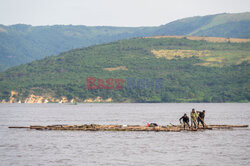 Transport rzeczny w Kongo - AFP