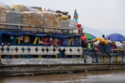 Transport rzeczny w Kongo - AFP