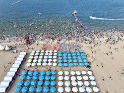 Tłumy na plaży w Chinach