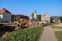 Miasta po przejściu fali powodziowej