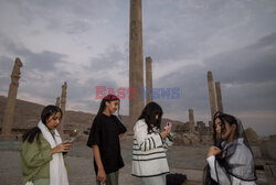 Zwiedzanie ruin Persepolis w Iranie