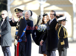 Ceremonia składania wieńców pod norweskim pomnikiem narodowym