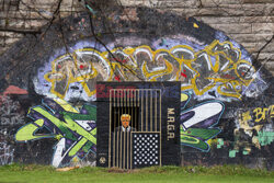 Mural z Donaldem Trumpem w Glasgow