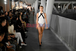 Pokaz Chanel Cruise 2024/25 w Hongkongu