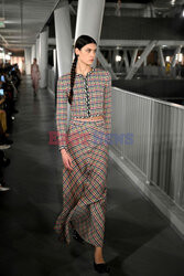 Pokaz Chanel Cruise 2024/25 w Hongkongu