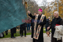 Odsłonięto nowy pomnik Wypędzonych Wielkopolan