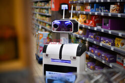 Robot Windy ochroniarzem w supermarkecie we Francji