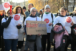 Protest fizjoterapeutów przed Sejmem