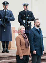 Wizyta minister obrony narodowej Czech w Warszawie