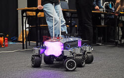 Walki robotów na XI edycji ROBOCOMP na krakowskiej AGH