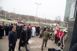 Anna Walentynowicz upamiętniona na budynku NSZZ Solidarność w Gdańsku