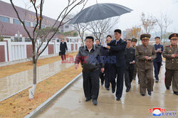 Kim Dzong Un odwiedził fabrykę dronów