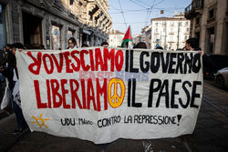 Antyrządowe demonstracje studentów we Włoszech