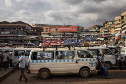 Ruch uliczny w Kampali w Ugandzie