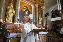 Poświęcenie kaplicy Matki Bożej Ostrobramskiej w Łapach