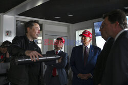 Donald Trump i Elon Musk oglądają szósty test statku SpaceX