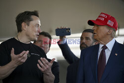 Donald Trump i Elon Musk oglądają szósty test statku SpaceX