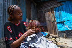 Życie dzieci w slumsach Nairobi