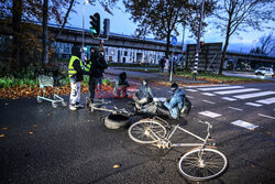 Demonstracja przeciwko targom broni w Rotterdamie