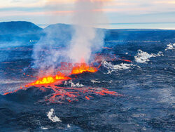 Nowa erupcja wulkanu na półwyspie Reykjanes w Islandii