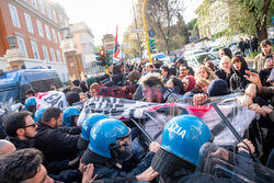 Protest studentów uniwersytetu La Sapienza w Rzymie