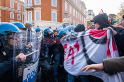 Protest studentów uniwersytetu La Sapienza w Rzymie