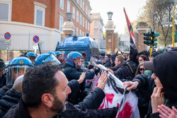 Protest studentów uniwersytetu La Sapienza w Rzymie