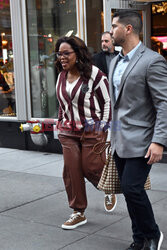 Oprah Winfrey przed Empire State Building